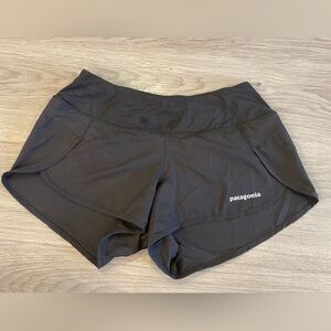 Cute PATAGONIA Black athletic Running Shorts with liner. Size XS